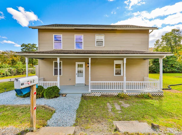 962-964 Mauch Chunk Road, Palmerton, PA 18071