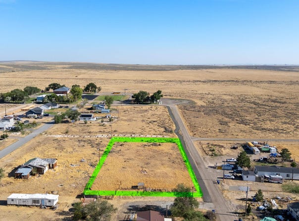 Central Ave., Hollister, ID 83301