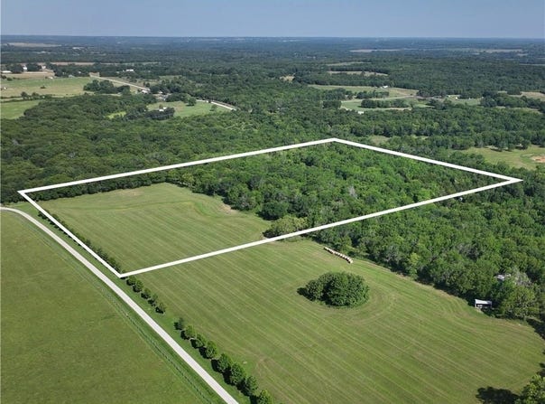 10500 E 329th Street, Drexel, MO 64742