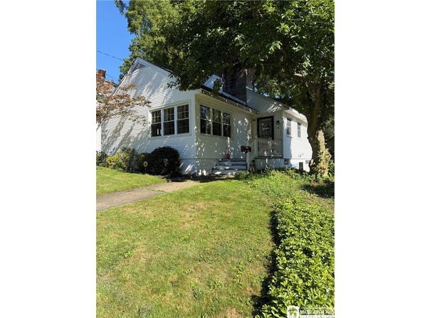 18 Risley Street, Fredonia, NY 14063