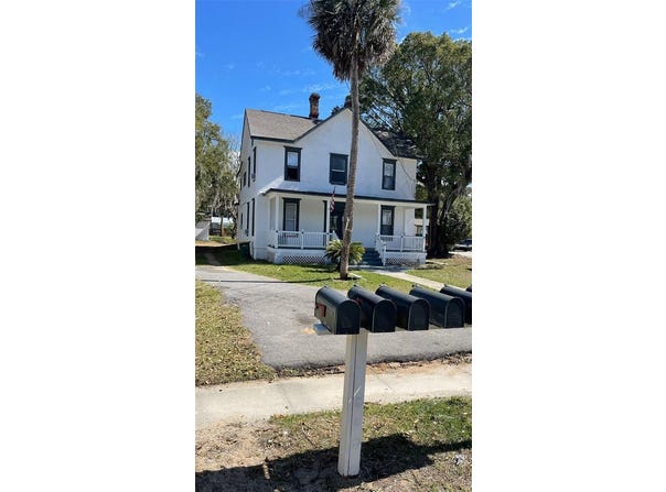 205 S GROVE STREET, EUSTIS, FL 32726