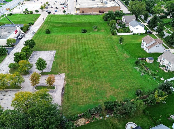275 E Roosevelt Road, West Chicago, IL 60185