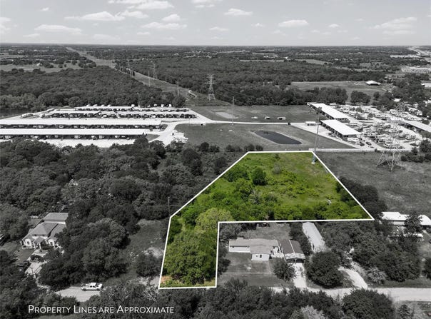 Forest Avenue, Elm Mott, TX 76640