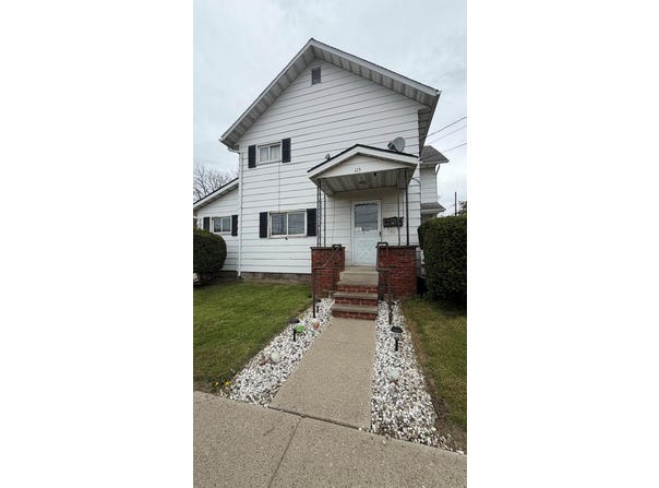 115 Broad St, Waverly, NY 14892