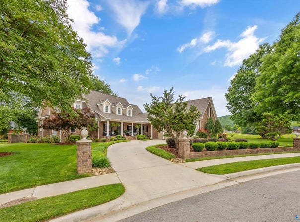 2875 Hampton Cove Way, Owens Cross Roads, AL 35763