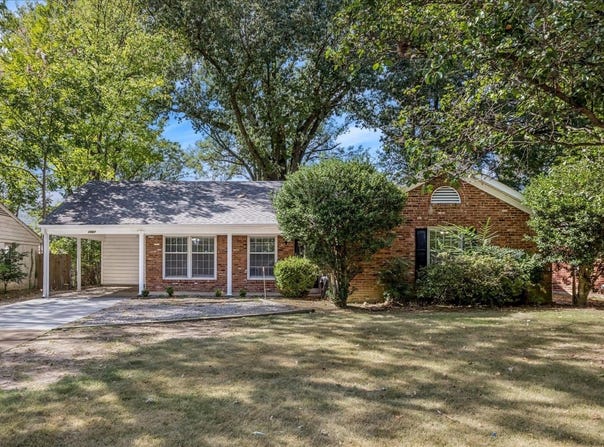 1567 WHITEWATER Rd, Memphis, TN 38117