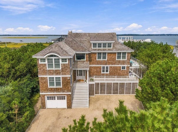 824 DUNE ROAD, WESTHAMPTON DUNES, NY 11978