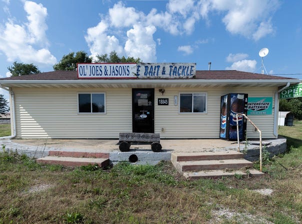 18843 State Highway 54 Road, DeWitt, IL 61735