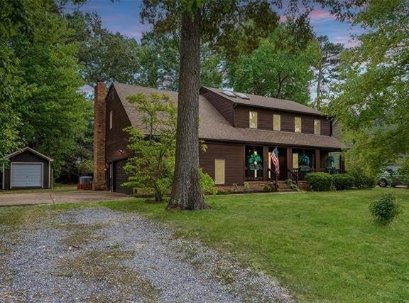 107 Brokenbridge Road, Yorktown, VA 23692