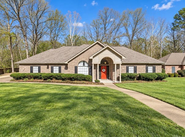 33 Timber Ridge Circle, Arkadelphia, AR 71923