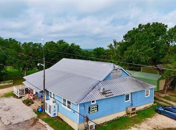 12604 State Highway 95, Cistern, TX 78941