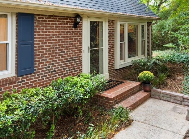 5651 Hamstead Crossing, Raleigh, NC 27612