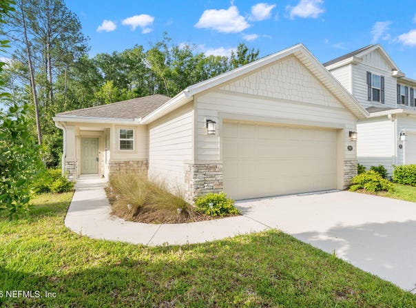 2907 LUCILLE Lane, Middleburg, FL 32068