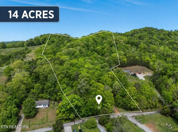 W Bullrun Valley Drive, Heiskell, TN 37754
