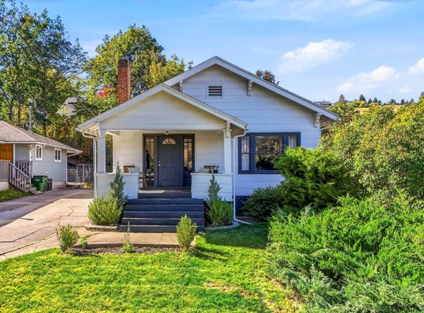 804 S Main St, Colfax, WA 99111