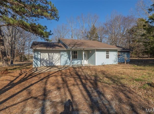53 Snapping Turtle Lane, Doniphan, MO 63935