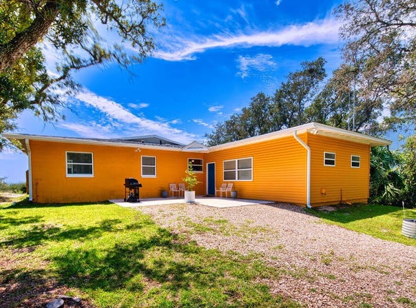 1391 Alligator Dr, Alligator Point, FL 32346