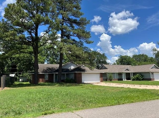 1005 SE 5th Street, Wagoner, OK 74467