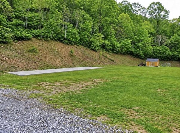 1954 Beech Creek, Phelps, KY 41553