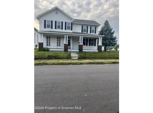 412 Delaware Avenue, Olyphant, PA 18447