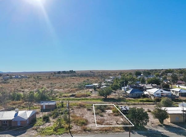 505 S Summer St, Marfa, TX 79843