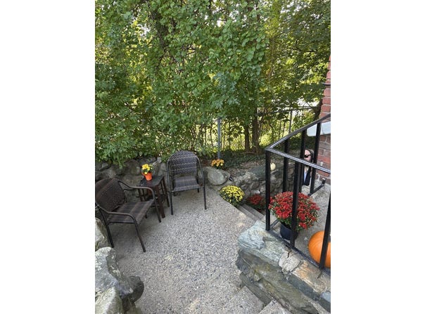 27 Hosmer St, Marlborough, MA 01752