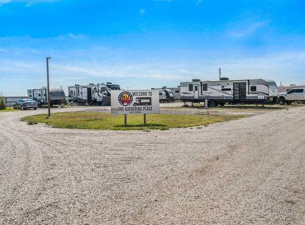 994 U.S. 287, Claude, TX 79019