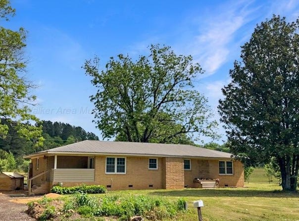 4694 HOLLY GROVE Rd, Jasper, AL 35501