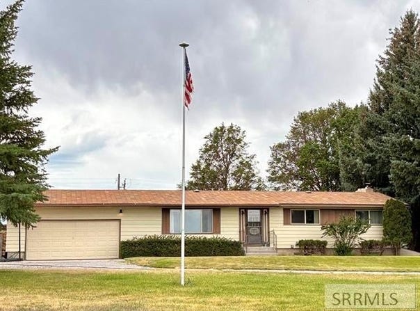 3197 Eagle Rock Road, American Falls, ID 83211