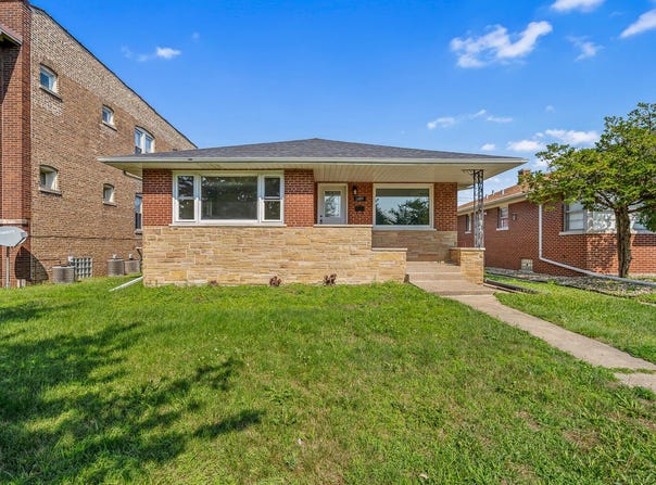 1609 Davis Avenue, Whiting, IN 46394