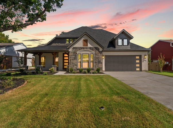 819 Beverly Drive, Grapevine, TX 76051