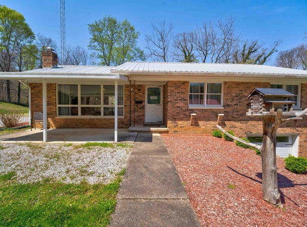 10227 Lorainne Road, Leopold, IN 47551