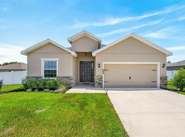 569 SILVER COURSE RADIAL, OCALA, FL 34472