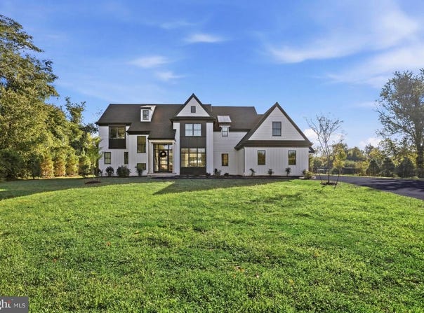 1337 VALLEY RD, GLEN MILLS, PA 19342