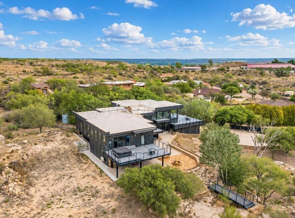 20 NOTTINGHAM Road, Amarillo, TX 79124-5710