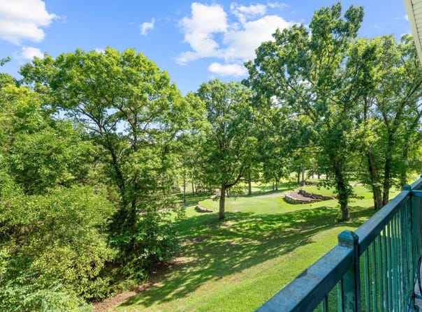 813 Holiday Ridge, Branson, MO 65616