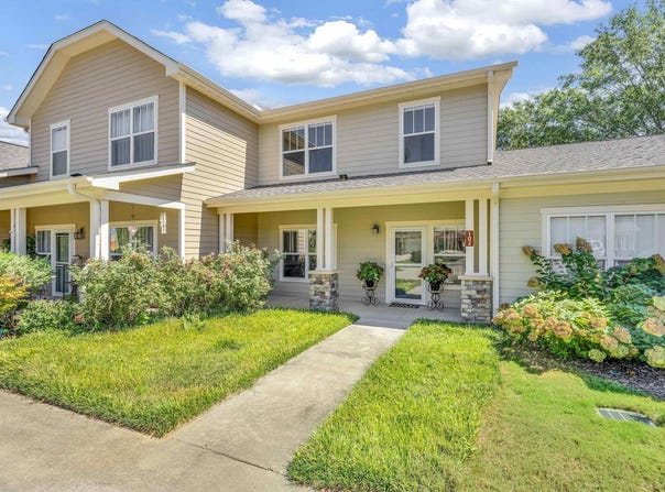 102 Rusty Brook Road, Taylors, SC 29687
