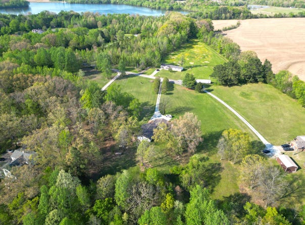 1240 JOANN Rd, Somerville, TN 38068