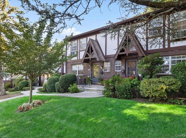 36 Yorkshire Drive, Suffern, NY 10901