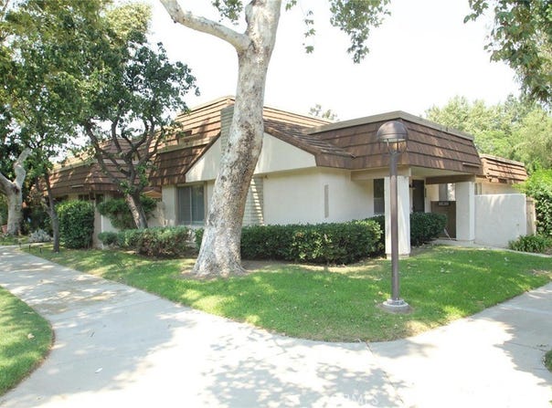 22153 James Alan Circle, Chatsworth, CA 91311