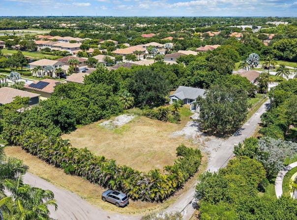 4833 Nash Trail, Lake Worth, FL 33463