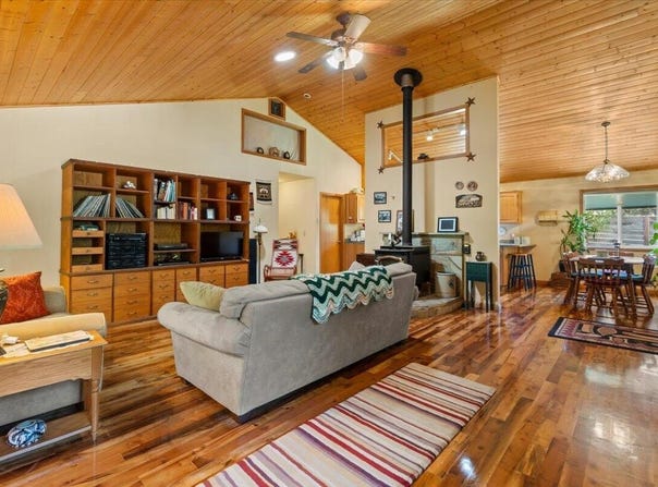 82 Redbud Lane, Willow Creek, CA 95573
