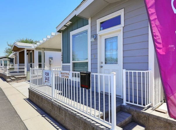 2206 S Ellsworth Road, Mesa, AZ 85209