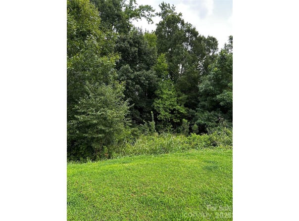 704 Larimer Lane, Charlotte, NC 28262