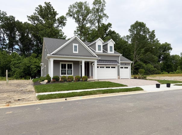 1356 Woodland Run Way, New Albany, OH 43054