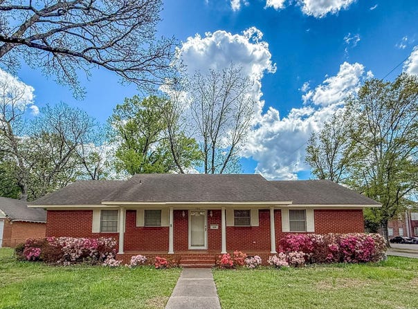 203 Pine Bluff Street, Malvern, AR 72104