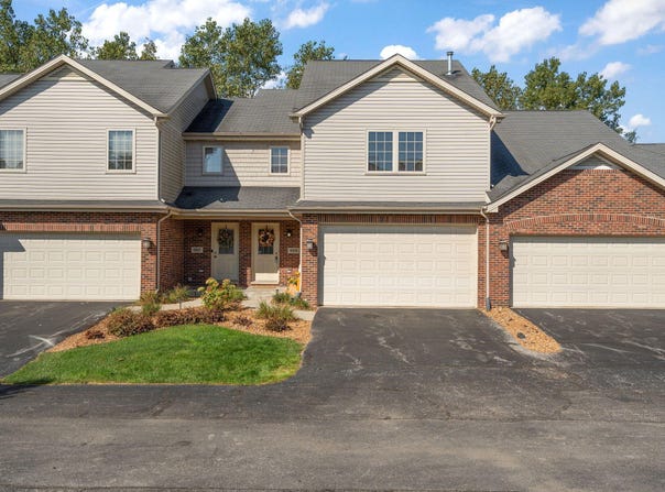 15615 98th Place, Dyer, IN 46311