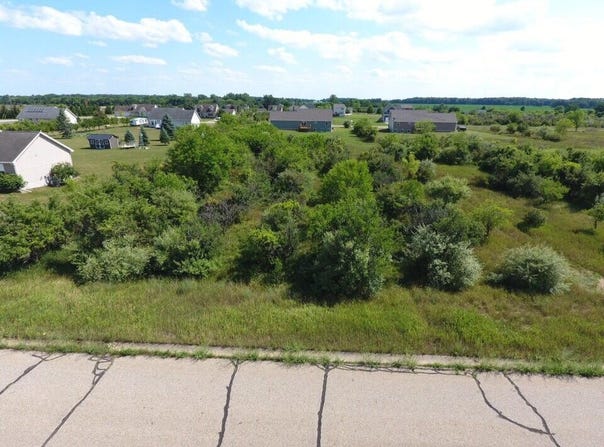 8095 Mcintosh Road, St. Johns, MI 48879