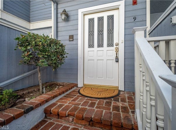 313 N Broadway, Redondo Beach, CA 90277