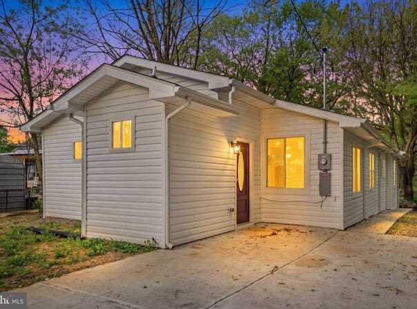 11901 SUN VALLEY Drive, HAGERSTOWN, MD 21742